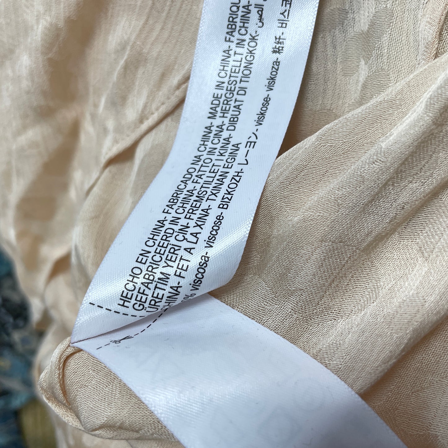 Дамска сатетена риза MASSIMO DUTTI