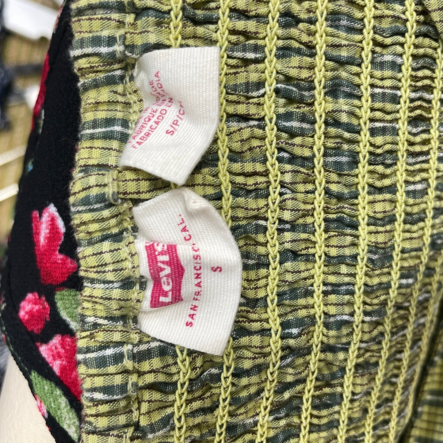 Елегантен топ LEVI'S