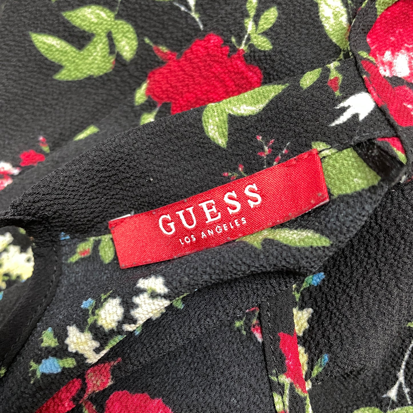 Летен топ GUESS