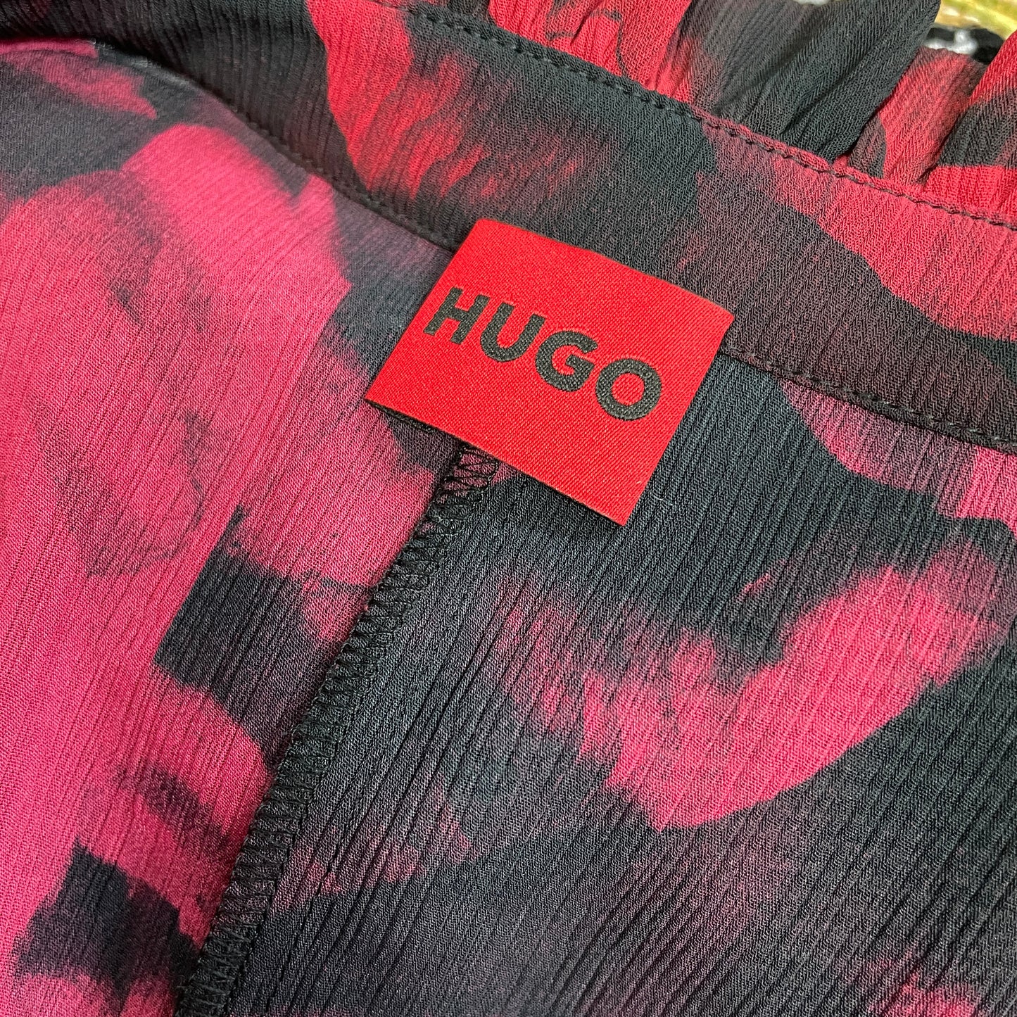 Рокля на цветя HUGO BOSS