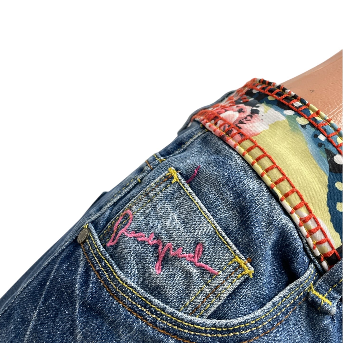 Дамски къси дънки DESIGUAL